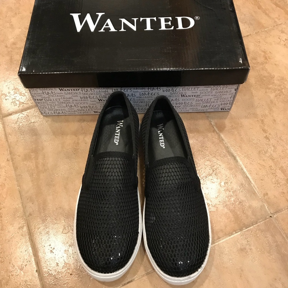 Wanted slip on sneakers